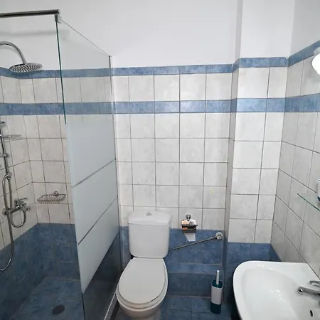 The Whole Packet β3 Center With Parking アパート ラリサ