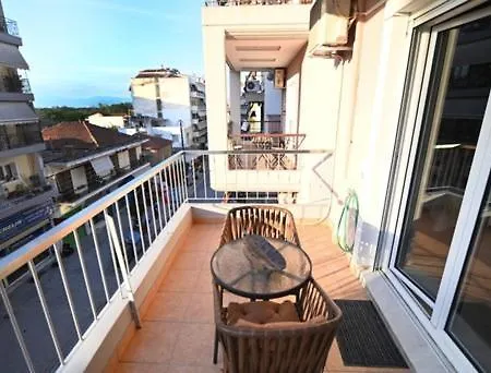 The Whole Packet β3 Center With Parking アパート