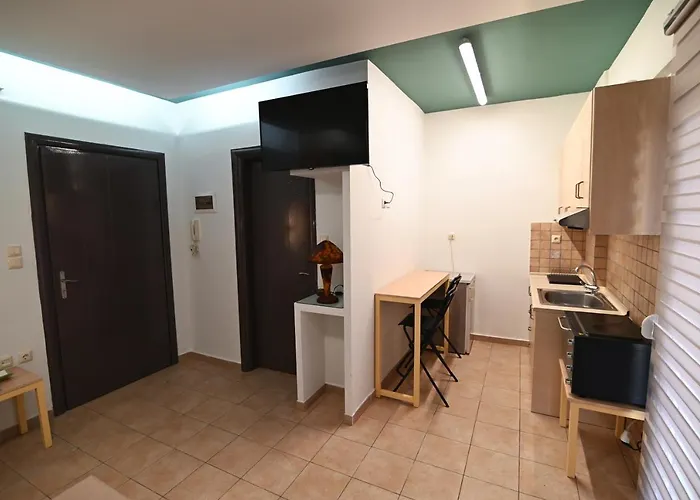 Appartement The Whole Packet β3 Center With Parking Larissa